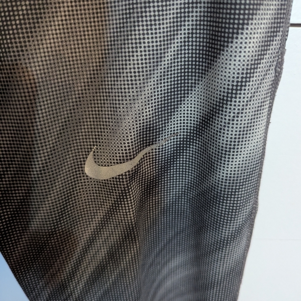 Gray and Black Athletic Leggings - Picture 2 of 6